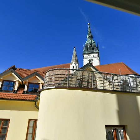 Apartmany Na Namesti 85 Jindřichŭv Hradec Pokój zdjęcie