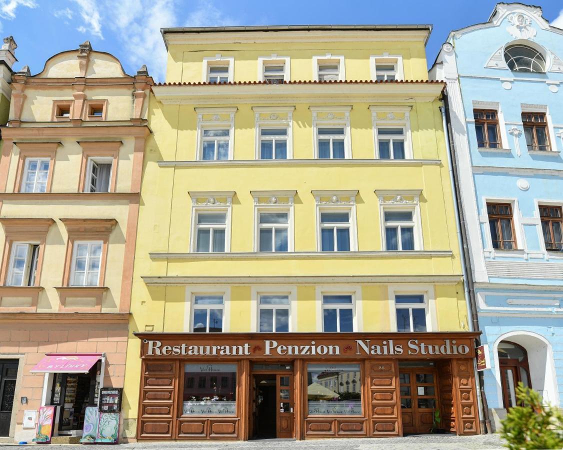 Apartmany Na Namesti 85 Jindřichŭv Hradec Zewnętrze zdjęcie